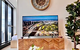 High Rise Top View 2Bed2Bath